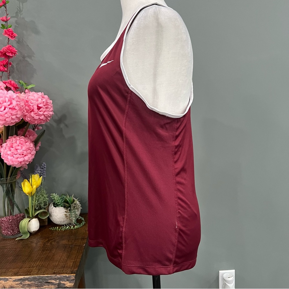 Nike Tank Top - Picture 6 of 11